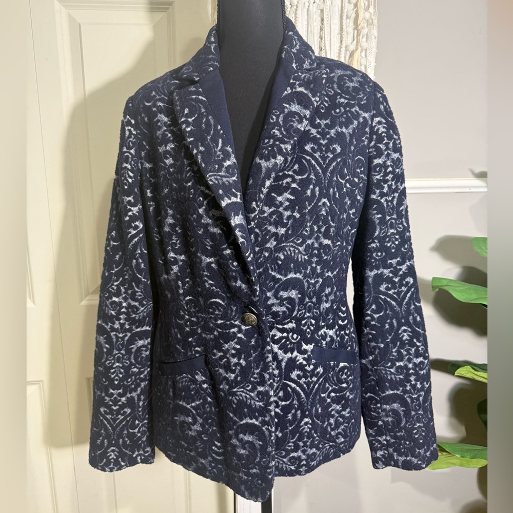 CAbi Navy and White Patterned Women's Blazer size 2